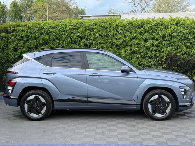 Image for 2024 Hyundai Kona E ADVANCE 65 KWH LONG RANGE // 4 HEATED SEATS // REVERSE CAMERA // DIGITAL CLUSTER