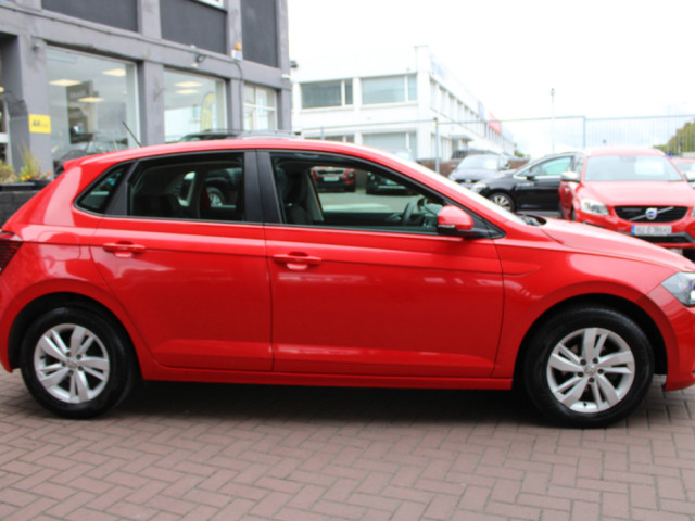 Image for 2019 Volkswagen Polo 1.0 TRENDLINE 5DR HATCHBACK // STUNNING CAR IN AS NEW CONDITION // BUY WITH CONFIDENCE AA AND SIMI APPROVED DEALER // FINANCE ARRANGED // ALL TRADE INS WELCOME //