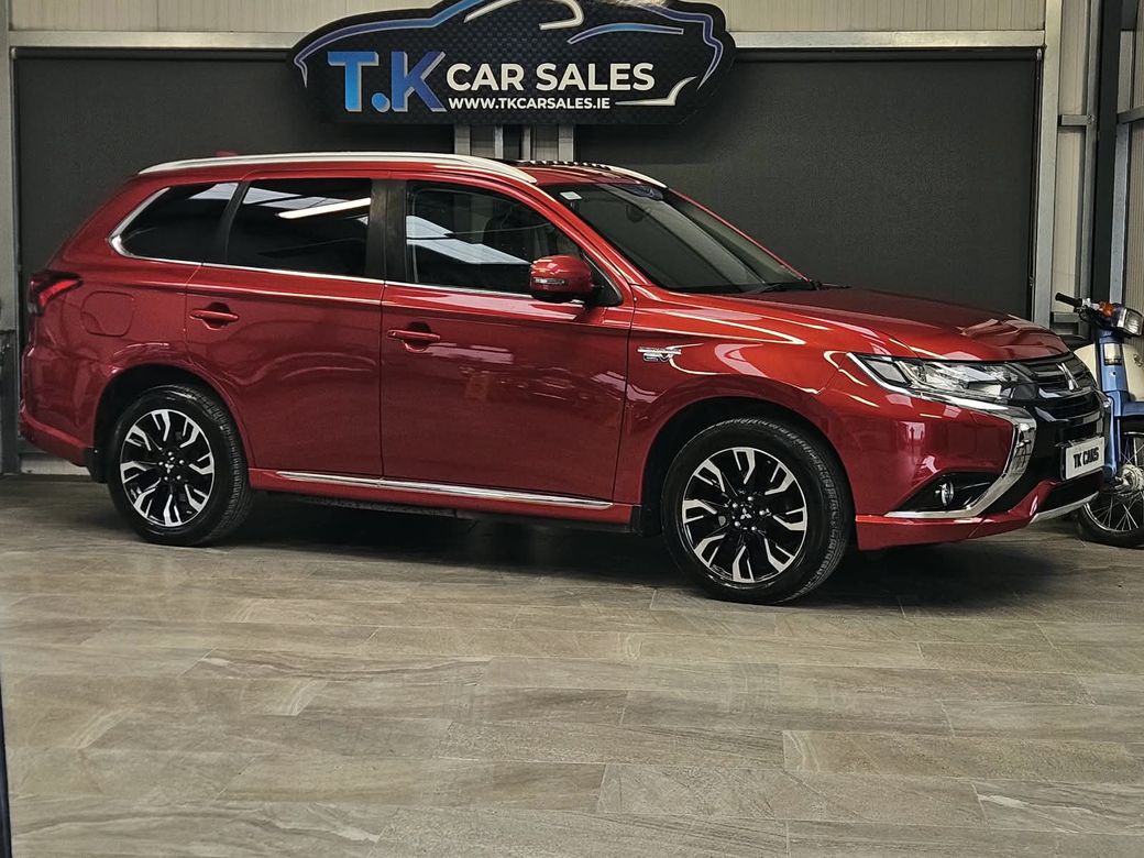 Image for 2017 Mitsubishi Outlander PHEV 2.0L MIVEC 4WD 5-Seater Instyle