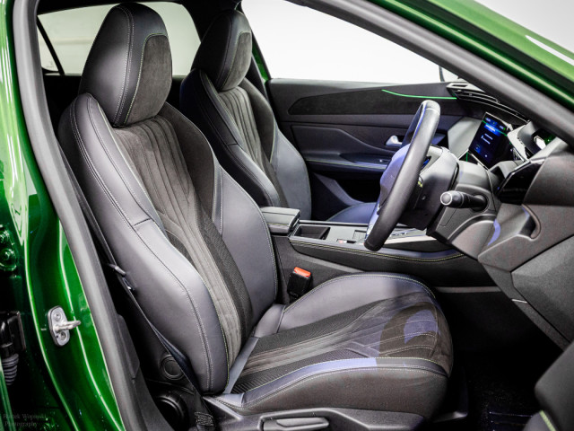 Image for 2024 Peugeot 308 E-GT 54kWh 155HP