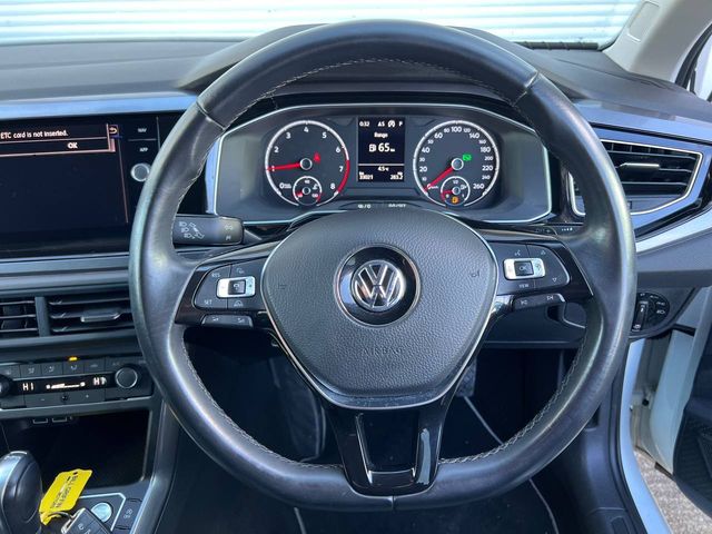 Image for 2019 Volkswagen Polo HIGHLINE 1.0 TSI AUTO // VERY LOW MILEAGE // 360 PARKING SENSORS // REVERSE CAMERA
