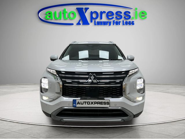 Image for 2024 Mitsubishi Outlander 4WD PHEV G, Low mileage, Reversing camera