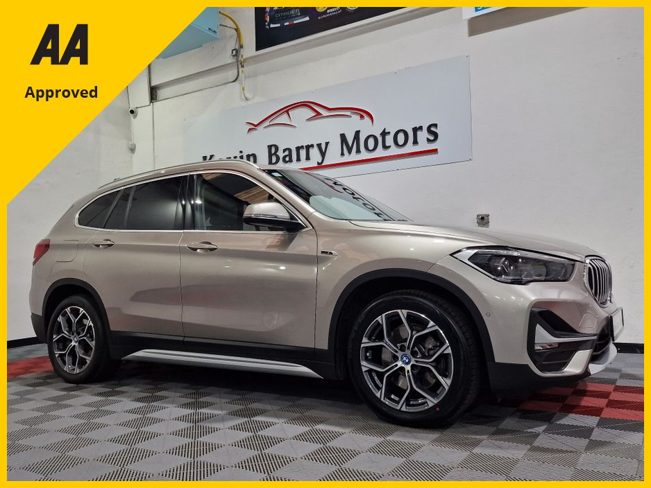 Image for 2022 BMW X1 25E X-LINE (PLUG IN HYBRID) XDRIVE AUTOMATIC **ONE OWNER / TOP SPEC / APPLE CARPLAY / CRUISE CONTROL / ELECTRIC BOOTLID / FULL BLACK LEATHER / HEATED FRONT SEATS / REAR TINTED GLASS / SAT NAV**
