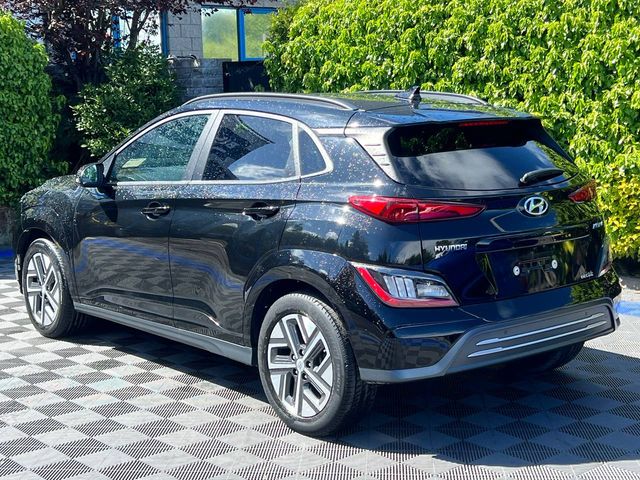 Image for 2023 Hyundai Kona PREMIUM EV 65KWH // APPLE CARPLAY/ANDROID AUTO // REVERSE CAMERA // AIR CONDITIONING