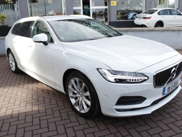 Image for 2019 Volvo V90 2.0D4 MOMENTUM EDITION 5DR ESTATE AUTOMATIC // 1 OWNER CAR WITH ONLY 123, 000 KMS IN AS NEW CONDITION // BUY WITH CONFIDENCE AA AND SIMI APPROVED DEALER 2026 // FINANCE ARRANGED // TRADE INS WELCOME 
