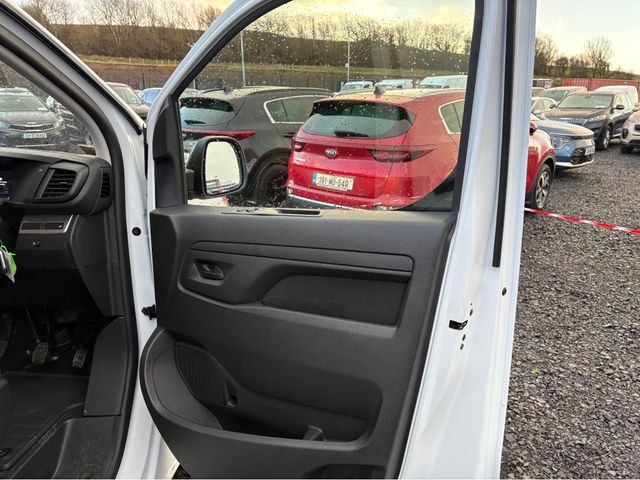 Image for 2025 Citroen Dispatch Long Wheel Base. ex vat, with scrappage, Demo, 500 km.1.5 BLUEHDI 120 LWB