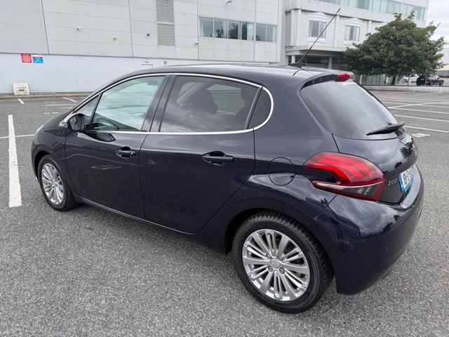 Image for 2018 Peugeot 208 1.2 PETROL, AUTOMATIC, LOW MILEAGE, FINANCE, WARRANTY, 5 STAR REVIEWS