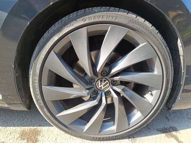 Image for 2023 Volkswagen Arteon 2.0TDI D7F 150HP R-LINE 20" Rosario Black Alloys & Panoramic Sunroof
