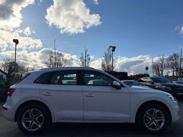 Image for 2018 Audi Q5 2.0 TDI 150 SE *Low Kils Irish Car*