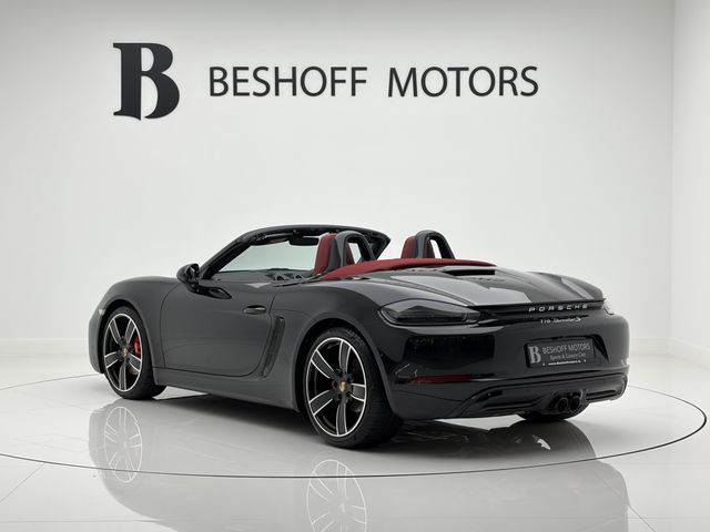 Image for 2026 Porsche Boxster 2.5 BOXSTER S PDK=HUGE SPEC//ONLY 2000 MILES//D REG=PORSCHE WARRANTY UNTIL 2029=TAILORED FINANCE PACKAGES AVAILABLE=TRADE IN'S WELCOME