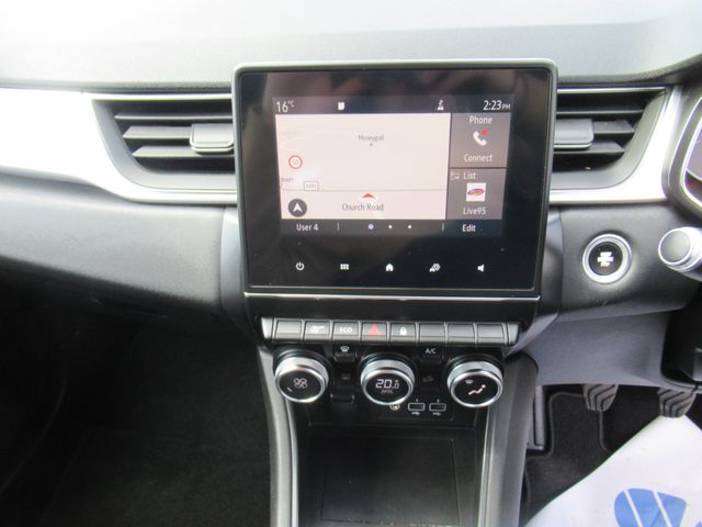 Image for 2021 Renault Captur 1.5 Iconic DCI 95BHP 5DR