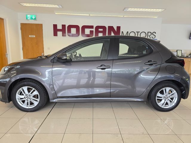 Image for 2022 Toyota Yaris 1.0 Luna New Generation