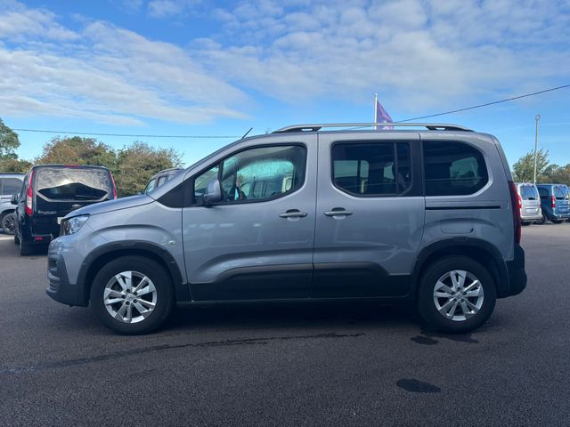 Image for 2020 Peugeot Rifter Wheelchair Car