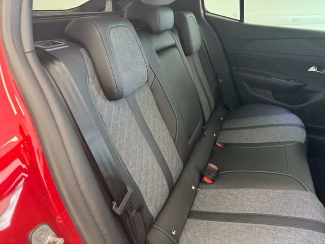 Image for 2025 Peugeot 408 1.2 Puretech 130bhp Auto Allure