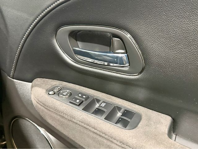 Image for 2016 Honda Vezel 162 RS Honda Sensing