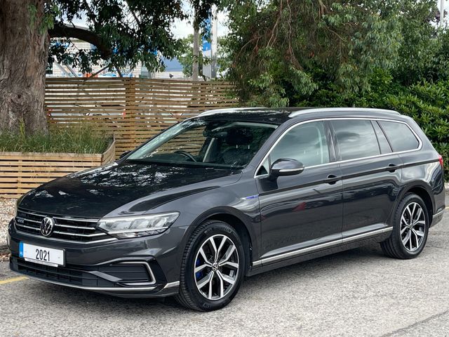 Image for 2021 Volkswagen Passat GTE DSG