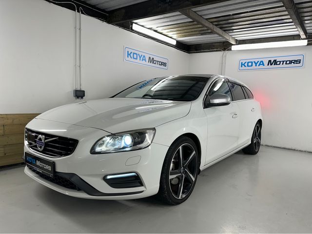 Image for 2016 Volvo V60 2.0 D4 R-DESIGN DIESEL AUTO // FULL LEATHER ELECTRIC SEATS // REVERSING CAMERA // CRUISE CONTROL // LANE ASSIST // COLLISION WARNING SYSTEM // TOP SPEC // UPGRADED ALLOYS