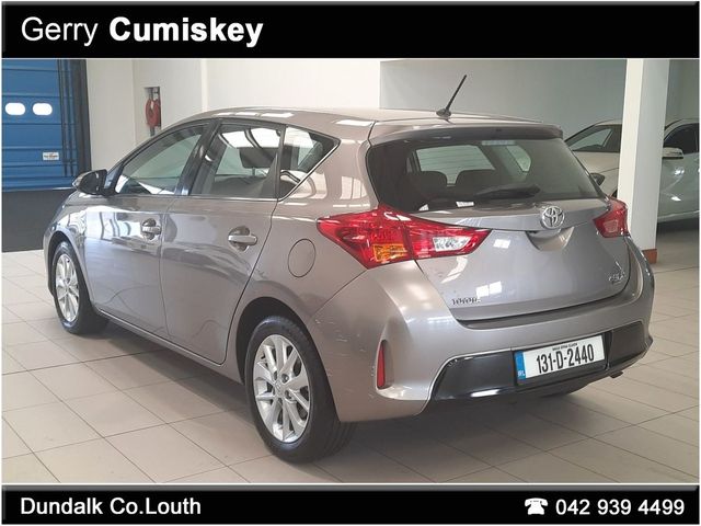 Image for 2013 Toyota Auris 1.4 D-4D LUNA Automatic
