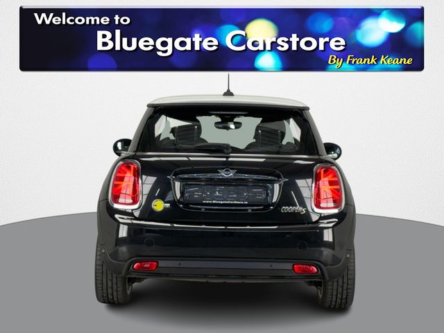 Image for 2023 Mini Cooper ELECTRIC LEVEL 2**FRONT HEATED SEATS**REVERSE CAMERA**PARKING SENSORS**DUAL CLIMATE CONTROL**DIGITAL MEDIA DISPLAY**KEYLESS START**FINANCE ARRANGED**