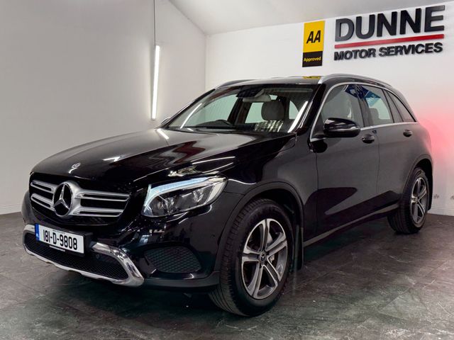 Image for 2018 Mercedes-Benz GLC Class **4 WHEEL DRIVE **2 KEYS **MULTI FUNCTION SREERING WHEEL **ADAPTIVE CRUISE CONTROL **HEATED SEATS **PUSH BUTTON START **ELECTRIC SEATS **MULTI FUNCTION CENTRE CONSOLE **AUTO START STOP **MULTI DRIVE 