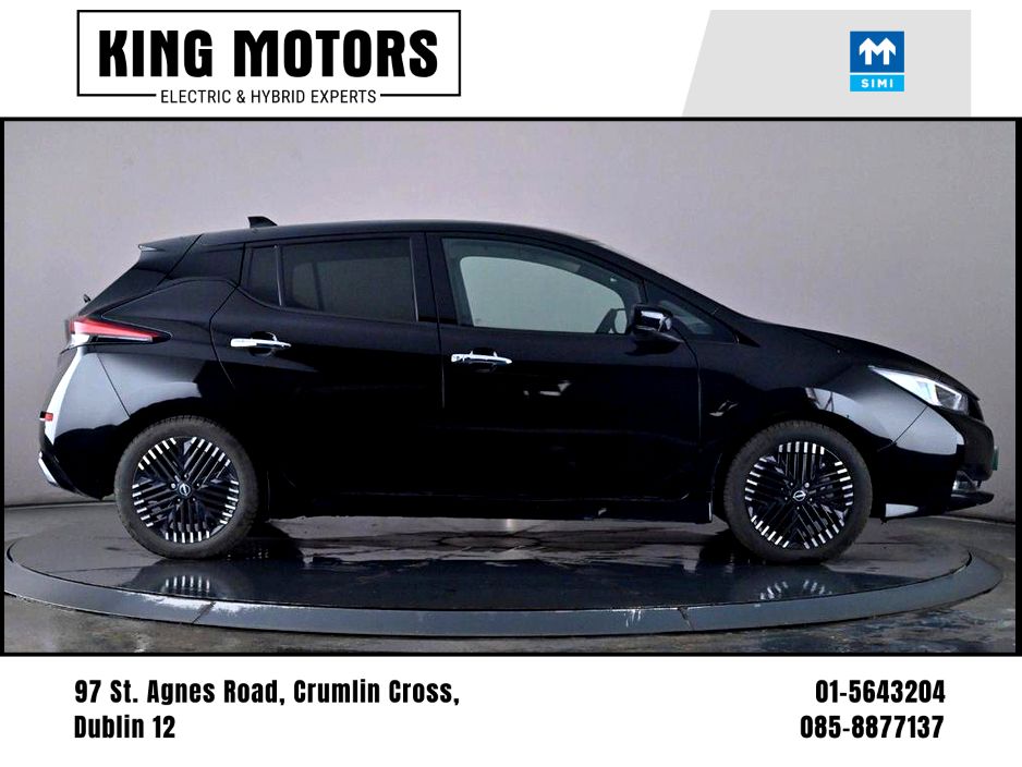 Image for 2024 Nissan Leaf TEKNA TOP SPEC / APPLE & ANDROID AUTO / NAV / CRUISE / HALF ALCANTARA-LEATHER / PARK SENSORS / ONE OWNER / *FINANCE PACKAGES AVAILABLE*
