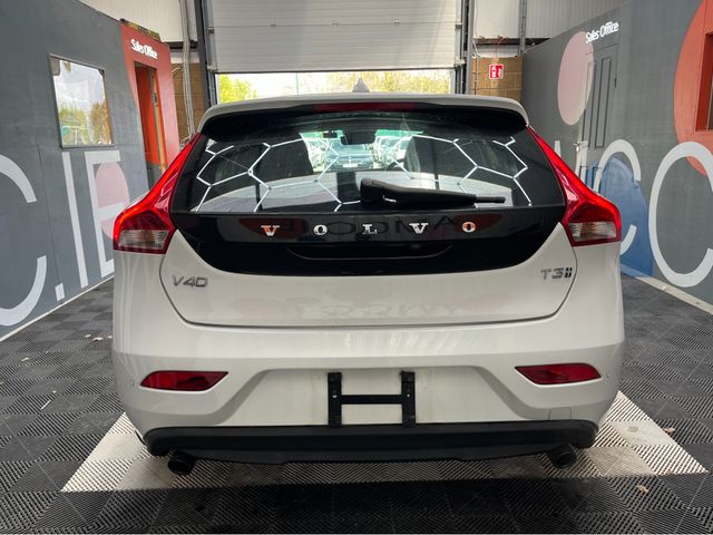 Image for 2015 Volvo V40 €11950 2015 VOLVO V40 T3 SE 1.5 AUTOMATIC / CRUISE CONTROL / REVERSE CAMERA / ELECTRIC MEMORY SEATS AND MORE