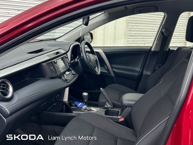 Image for 2018 Toyota Rav4 2.5 Hybrid 2WD Luna Sport