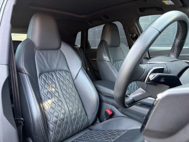 Image for 2022 Audi e-tron 55 QUATTRO SLINE BLACK EDITION 95KWH