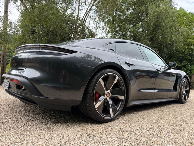 Image for 2020 Porsche Taycan 4S *Colossal Specification *