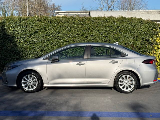 Image for 2022 Toyota Corolla LUNA 1.8 HYBRID // SERVICE HISTORY // LANE ASSIST // REVERSE CAMERA