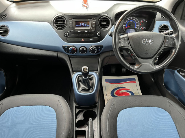 Image for 2016 Hyundai i10 Deluxe MANUAL 4DR