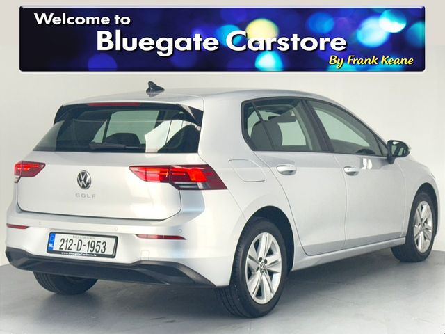 Image for 2021 Volkswagen Golf LIFE 2.0 TDI 115HP 5DR**ADAPTIVE CRUISE CONTROL**LANE ASSIST**DIGITAL CLIMATE CONTROL**FRONT & REAR PARKING SENSORS**REVERSINING CAMERA**WIRELESS PHONE CHARGER**HISTORY CHECKED**FINANCE ARRANGED**