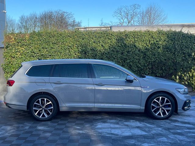 Image for 2022 Volkswagen Passat GTE VARIANT 1.4 TSI HYBRID // LEATHER HEATED SEATS // SERVICE HISTORY // DIAMOND CUT ALLOYS 