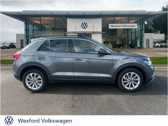 Image for 2024 Volkswagen T-Roc SPECIAL EDITION 1.0TSI 116HP MANUAL