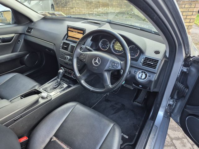 Image for 2011 Mercedes-Benz C Class C 180 EXECUTIVE SE * AUTO * ESTATE * 