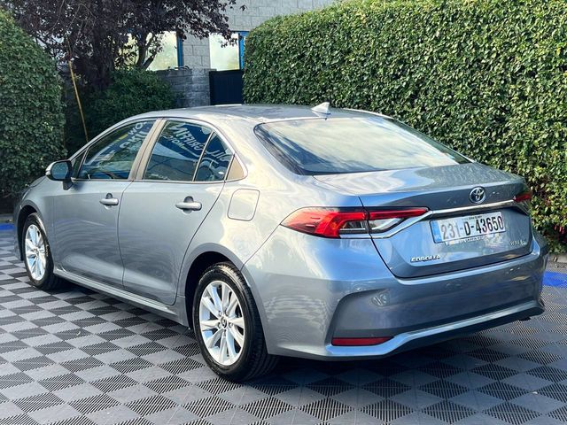 Image for 2023 Toyota Corolla 1.8 HYBRID AUTO // ADAPTIVE CRUISE CONTROL // REVERSE CAMERA // BLUETOOTH MUSIC