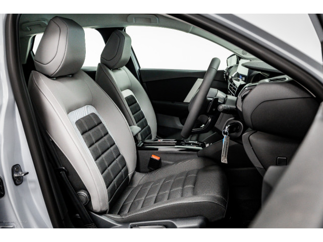 Image for 2025 Citroen C4 PLUS Hybrid Auto 145HP