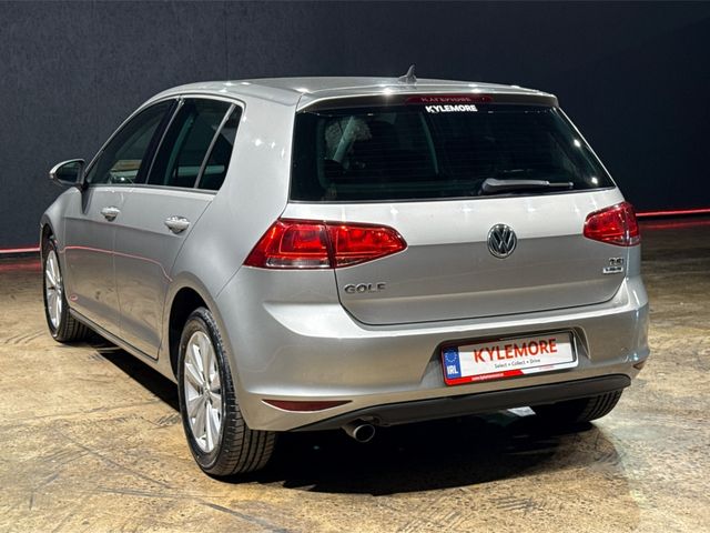 Image for 2017 Volkswagen Golf 1.2 AUTOMATIC TSI COMFORT LINE - FACTORY ALLOYS - CRUISE CONTROL - MULTI FUNCTION STEERING WHEEL - HEATING / AC CONTROLS - REVERSE CAMERA 