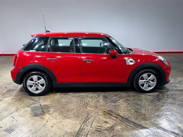 Image for 2019 Mini One MINI ONE VICTORIA - 1.5 AUTOMATIC - FACTORY ALLOYS