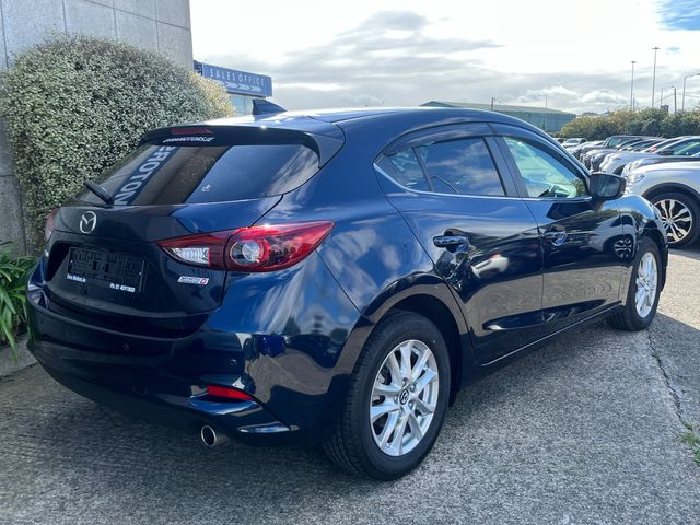 Image for 2019 Mazda Axela SPORT PROACTIVE AUTOMATIC 1.5 DIESEL //HIGH SPEC//HEATED SEATS AND STEERING WHEEL//360 PARKING CAMERAS//KEYLESS ENTRY//HEAD UP DISPLAY//ADAPTIVE CRUISE CONTROL//