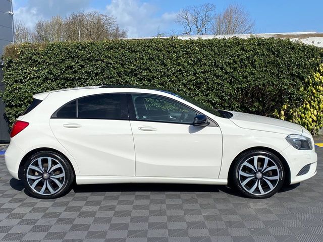 Image for 2015 Mercedes-Benz A Class A180 EXCLUSIVE 1.6 AUTO ** HUGE SPEC ** // PANORAMIC SUNROOF // LEATHER INTERIOR // REVERSE CAMERA