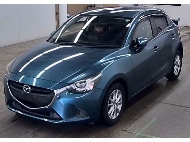 Image for 2017 Mazda Demio 