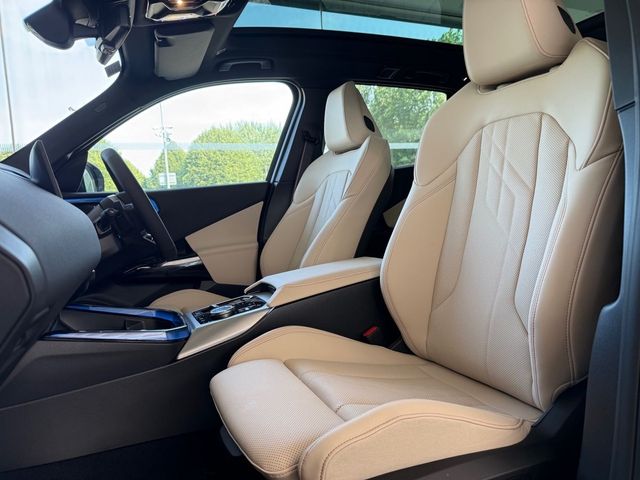 Image for 2026 BMW X3 30e xDrive M Sport Pro
