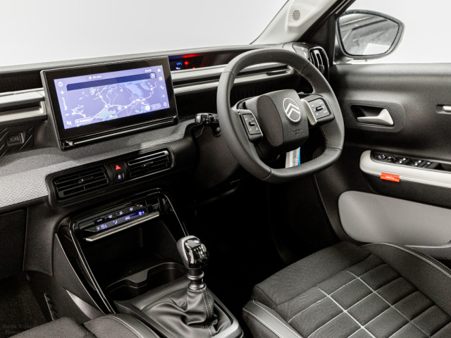 Image for 2027 Citroen C3 Max 1.2 Petrol 100HP - Bi-Tone Roof