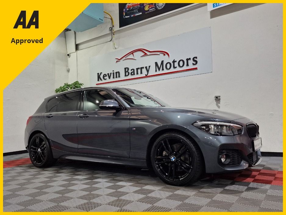 Image for 2019 BMW 1 Series 118D M SPORT SHADOW EDITION AUTOMATIC **TOP SPEC / ACTIVE CRUISE CONTOL / 18" GLOSS BLACK ALLOYS / COMFORT ACCESS / ELECTRIC & MEMORY FRONT SEATS / HEATED SEATS / SAT NAV / REVERSE CAMERA**
