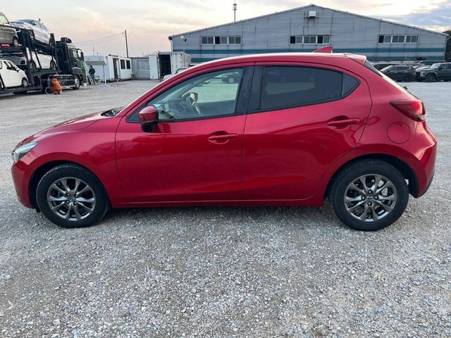 Image for 2017 Mazda Demio 13S Touring L Package