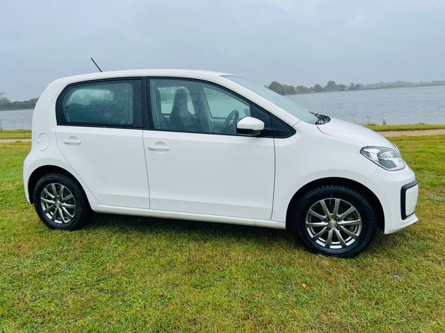 Image for 2018 Volkswagen up! LOW MILEAGE //FINANCE AVAILABLE//CALL TODAY