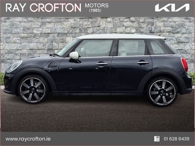 Image for 2022 Mini Cooper Cooper Exclusive