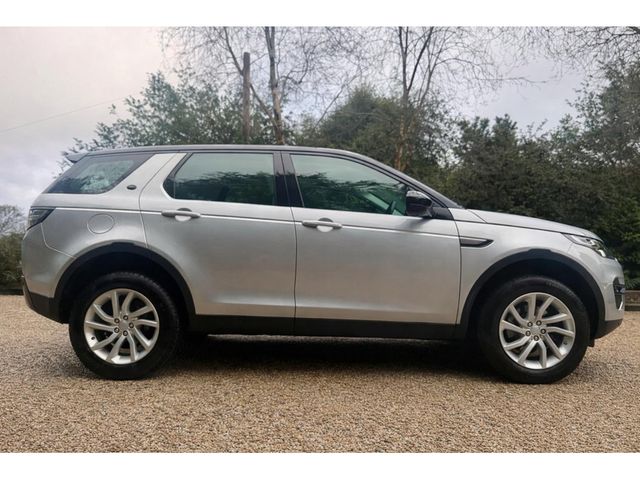 Image for 2017 Land Rover Discovery Sport 2.0 TD4 SE TECH 7 SEATS 180bhp 