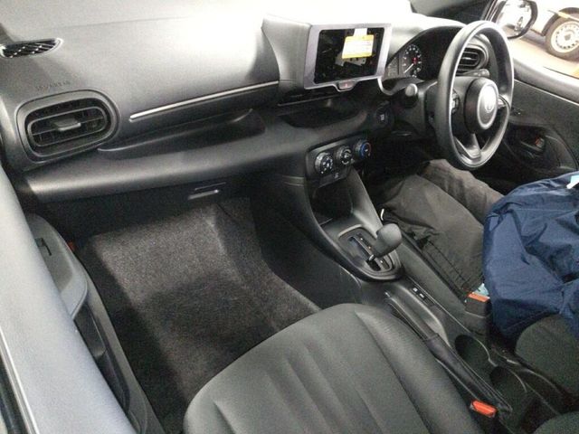 Image for 2025 Toyota Yaris 1.0 AUTOMATIC - TOYOTA SAFETY SENSE - PUSH BUTTON START/STOP - JUST 27KM